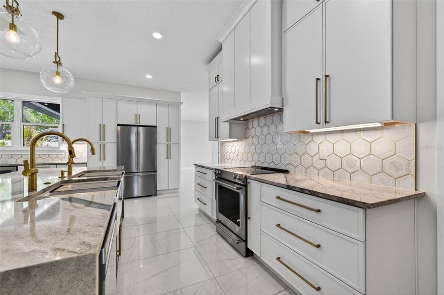 Furnished interior view inside a new home in , Largo (Image 42). Furnished interior view inside a new home in , Largo (Image 42).