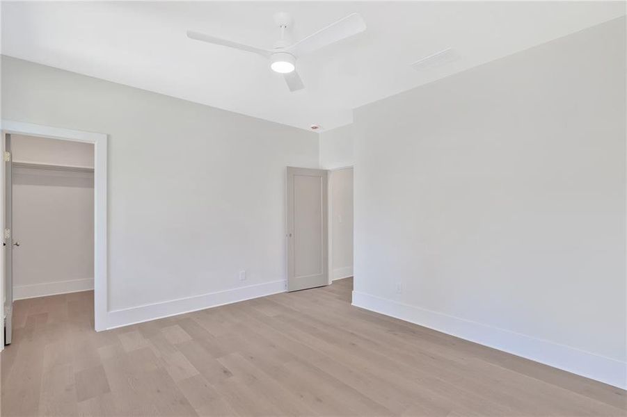 Spacious, unfurnished interior of a new home in , Atlanta (Image 38).