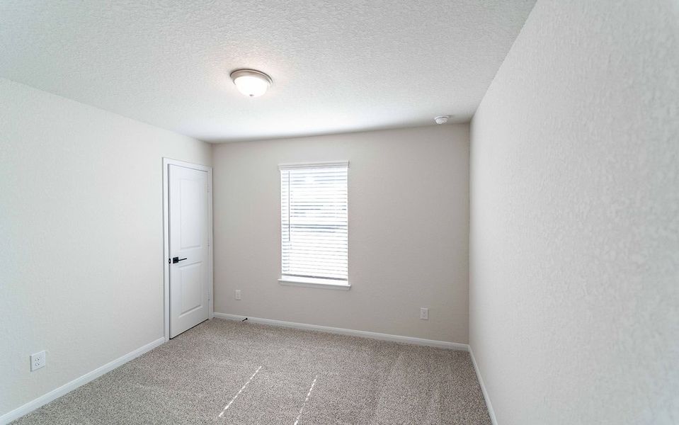 Spacious, unfurnished interior of a new home in Arcadia Ridge, San Antonio (Image 31).