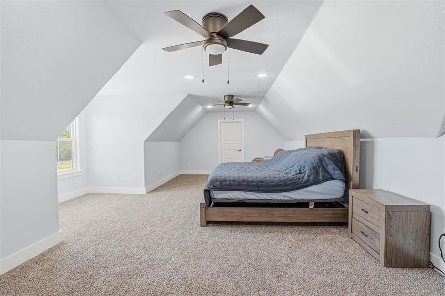 Furnished interior view inside a new home in , Rio Vista (Image 11).