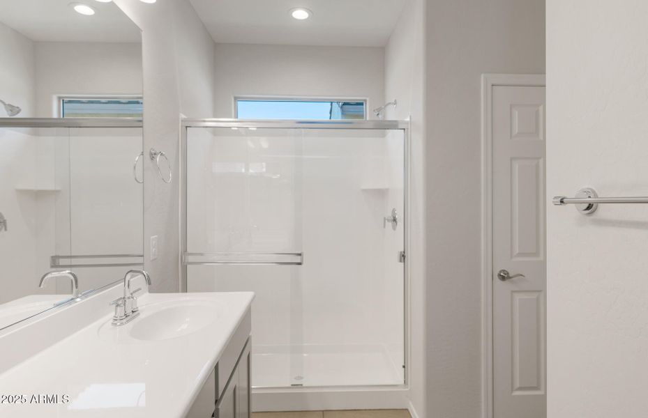 Owner's Bathroom Owner's Bathroom