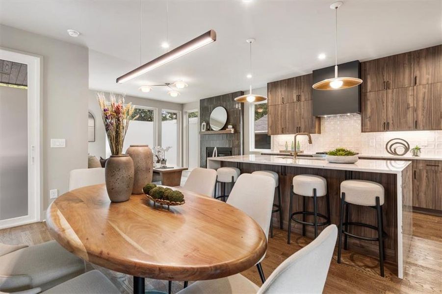 Furnished interior view inside a new home in , Atlanta (Image 10).