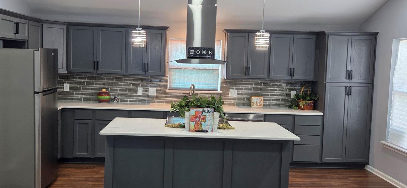 Furnished interior view inside a new home in , Navasota (Image 3).