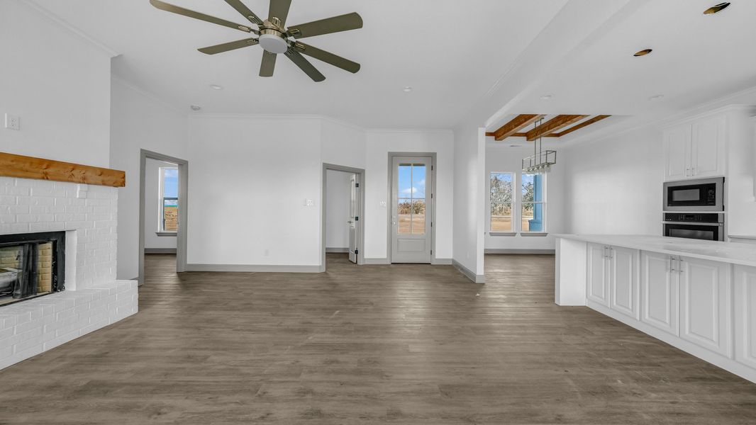 Representative unfurnished interior of a home built from the Jarrett 2 by Zeal Home Builders in Sunrise Point, Weatherford (Image 17).