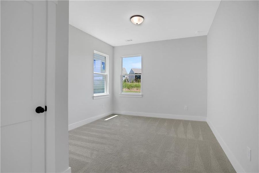 Spacious, unfurnished interior of a new home in Twin Lakes, Hoschton (Image 37).