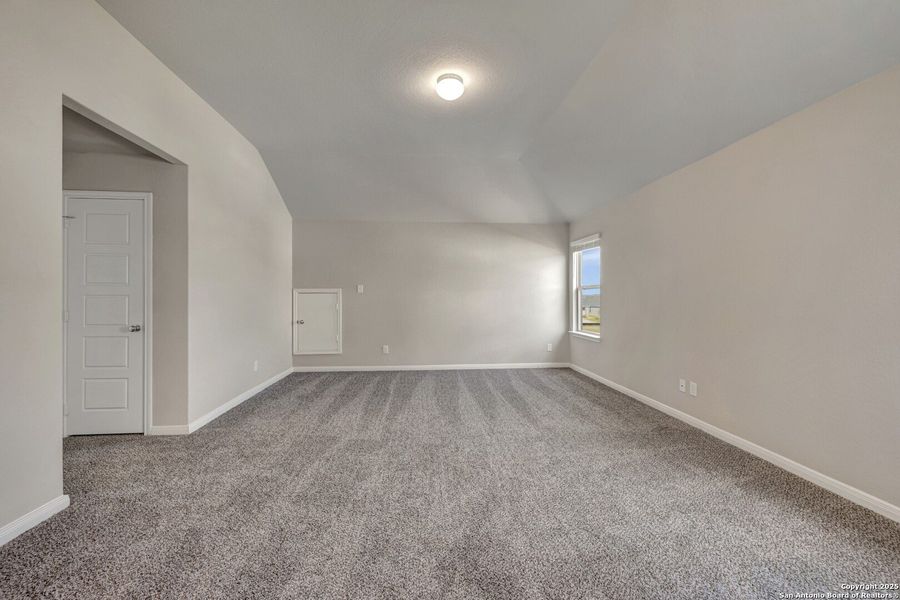 Spacious, unfurnished interior of a new home in Park Place, New Braunfels (Image 21). Spacious, unfurnished interior of a new home in Park Place, New Braunfels (Image 21).
