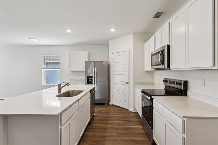 Furnished interior view inside a new home in Hamilton Bluff, Haines City (Image 12).
