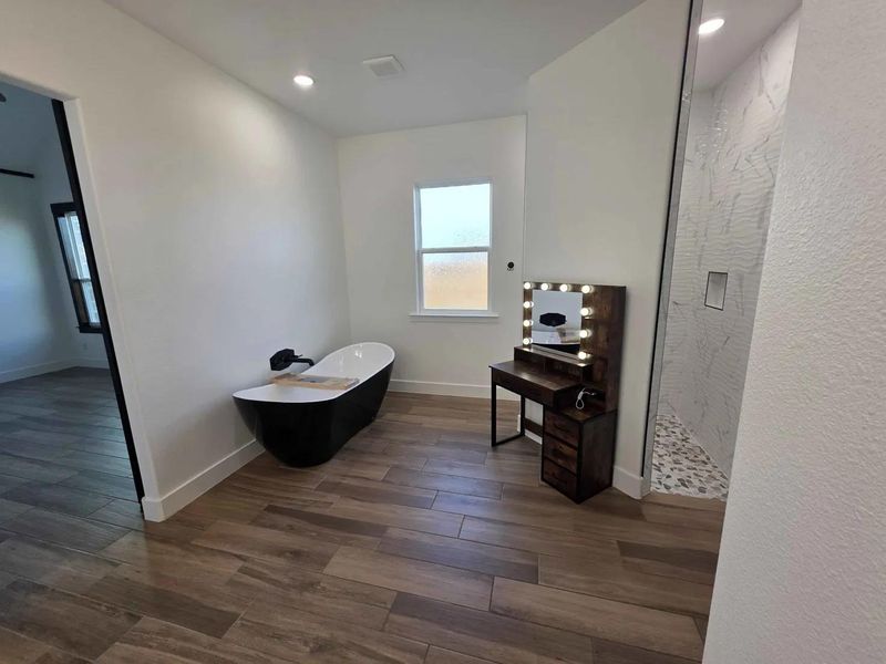 Furnished interior view inside a new home in , Salado (Image 7). Furnished interior view inside a new home in , Salado (Image 7).