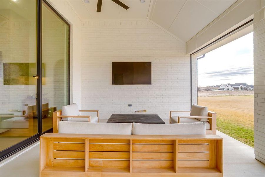 Exterior details and patio area of a home in , Fort Worth (Image 4).