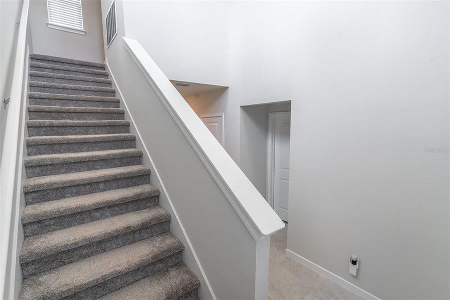 Spacious, unfurnished interior of a new home in , St. Cloud (Image 26).