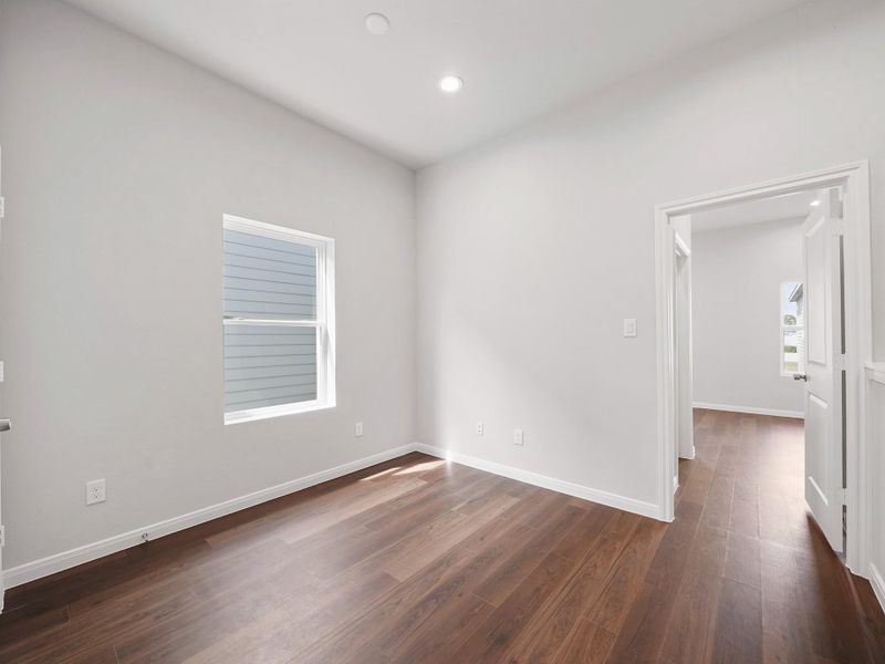 Nook/ office / Game room