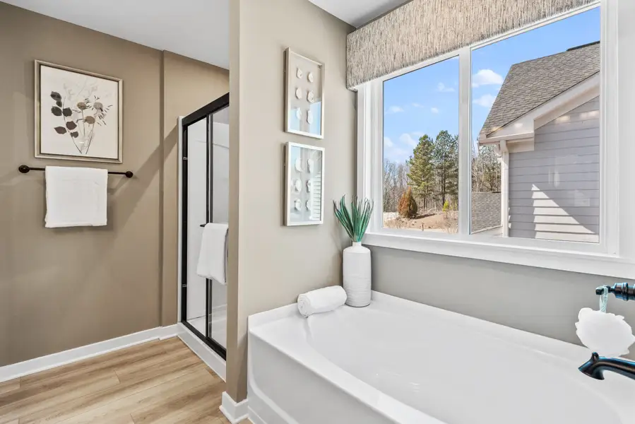 Representative furnished interior of a home built from the Greenbriar by Fischer Homes in Three Rivers, Rome (Image 28).