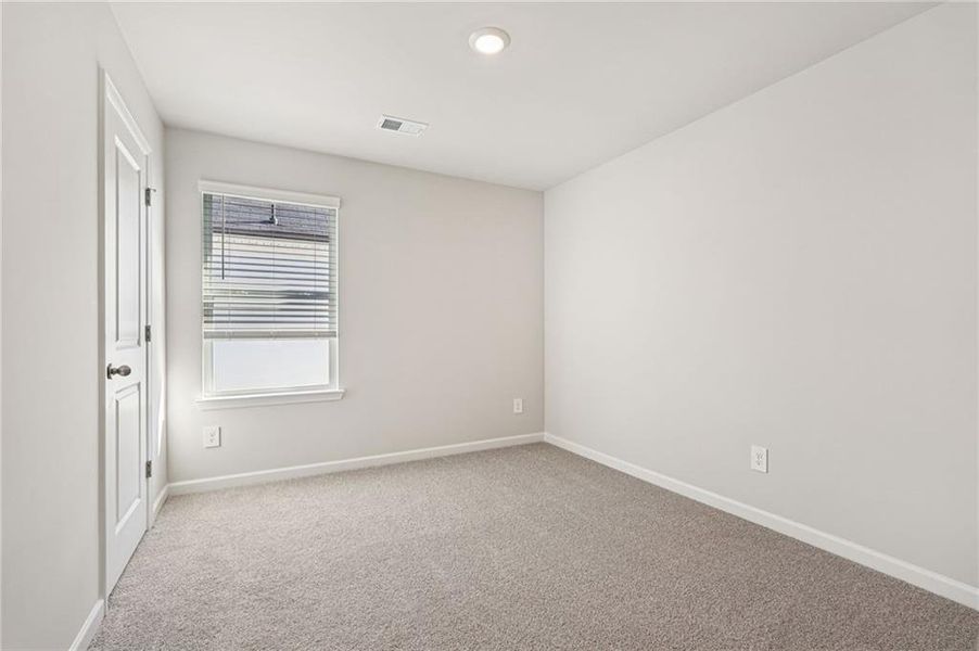 Spacious, unfurnished interior of a new home in Hawthorne Station, College Park (Image 40). Spacious, unfurnished interior of a new home in Hawthorne Station, College Park (Image 40).