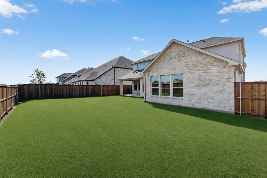 Exterior details and patio area of a home in Cross Creek Meadows, Celina (Image 24).