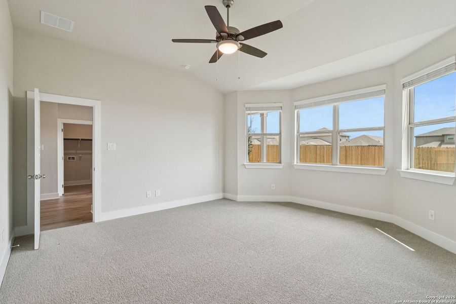 Spacious, unfurnished interior of a new home in , Cibolo (Image 27). Spacious, unfurnished interior of a new home in , Cibolo (Image 27).