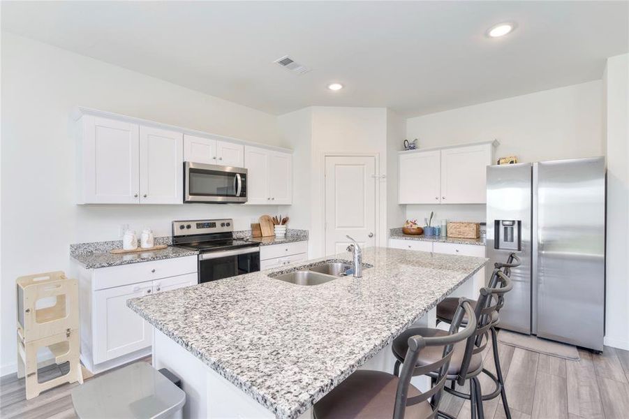 Furnished interior view inside a new home in Willow Springs, Fort Worth (Image 12). Furnished interior view inside a new home in Willow Springs, Fort Worth (Image 12).