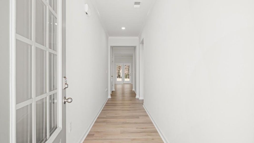 Spacious, unfurnished interior of a new home in Liberty Crossing, Braselton (Image 22).