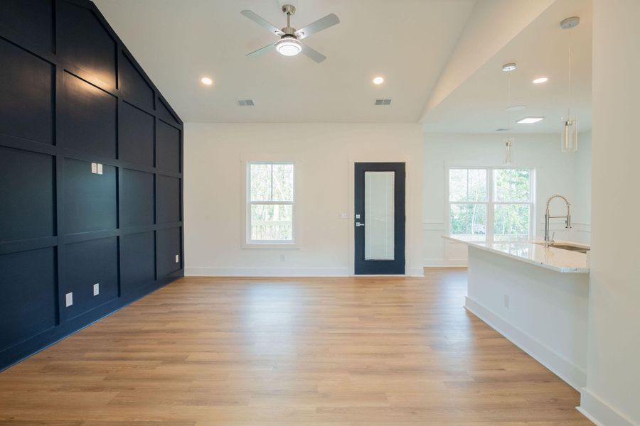 Spacious, unfurnished interior of a new home in , Orangeburg (Image 28). Spacious, unfurnished interior of a new home in , Orangeburg (Image 28).