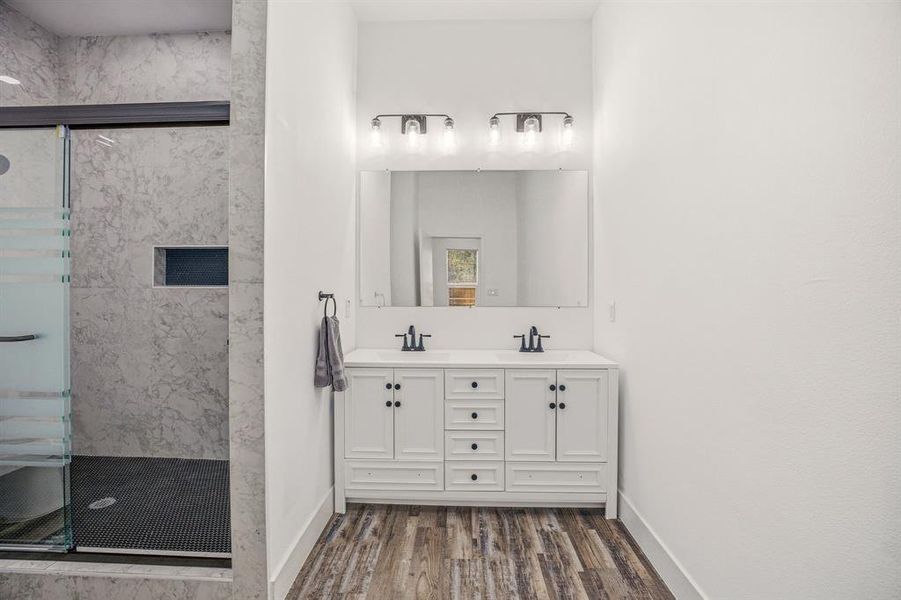 Furnished interior view inside a new home in , Granbury (Image 14).