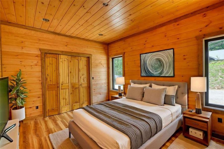 Furnished interior view inside a new home in , Blue Ridge (Image 3).