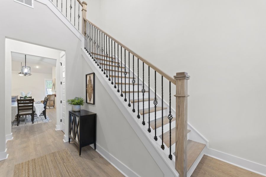 Representative unfurnished interior of a home built from the Madison by Hunter Quinn Homes in Anderson County Homes, Anderson (Image 11).