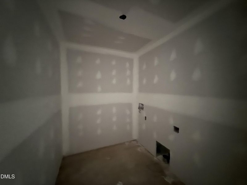 12.08.25 4 12.08.25 4