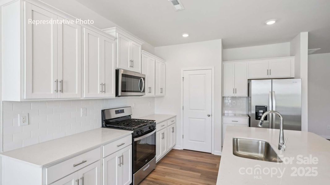 Furnished interior view inside a new home in Wallace Springs, Statesville (Image 7).