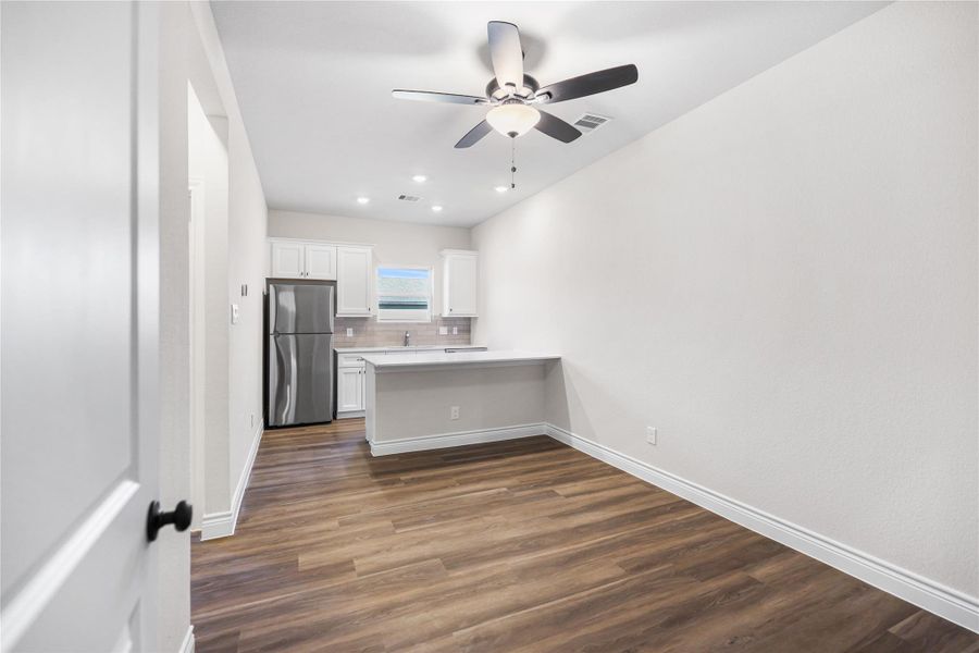 Spacious, unfurnished interior of a new home in Lexington Heights, Willis (Image 24). Spacious, unfurnished interior of a new home in Lexington Heights, Willis (Image 24).