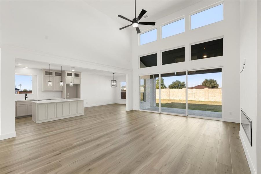 07. 1360 Porter - Family