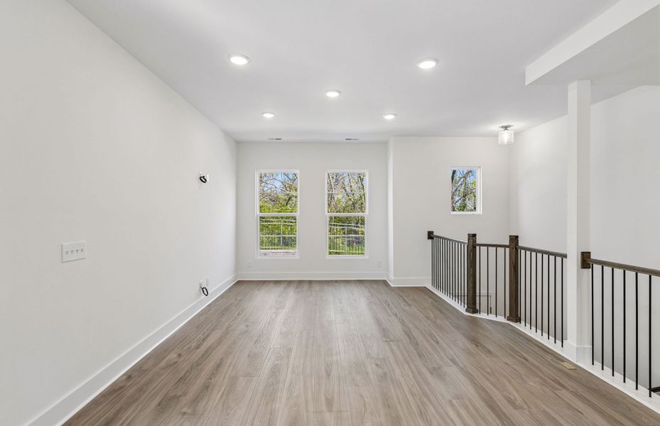 Spacious, unfurnished interior of a new home in Skyline, Nashville (Image 17).