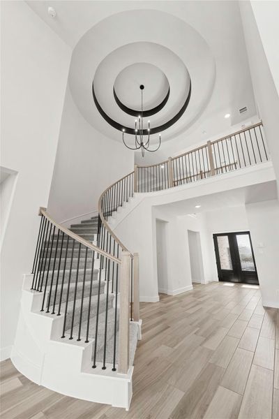 Representative image. Features, selections and colors may vary.