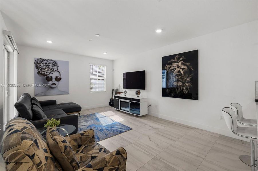 Furnished interior view inside a new home in , Pembroke Pines (Image 14). Furnished interior view inside a new home in , Pembroke Pines (Image 14).