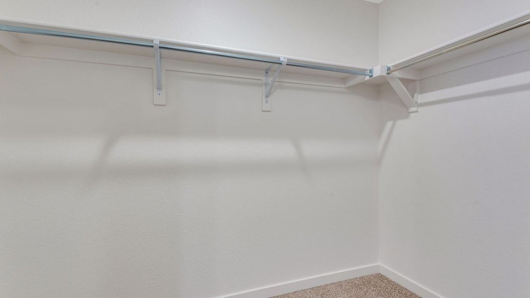 Spacious, unfurnished interior of a new home in Ellston Park, Colorado Springs (Image 22).