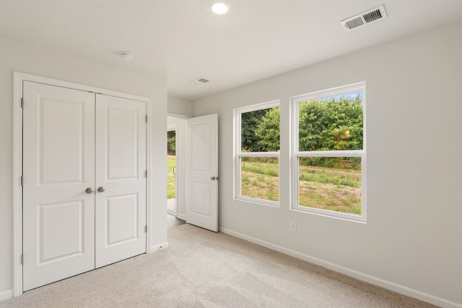 Spacious, unfurnished interior of a new home in Evergreen, Spartanburg (Image 14). Spacious, unfurnished interior of a new home in Evergreen, Spartanburg (Image 14).