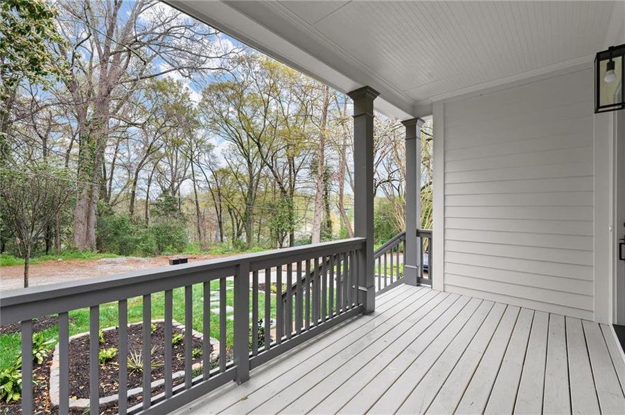 Exterior details and patio area of a home in , Atlanta (Image 27).