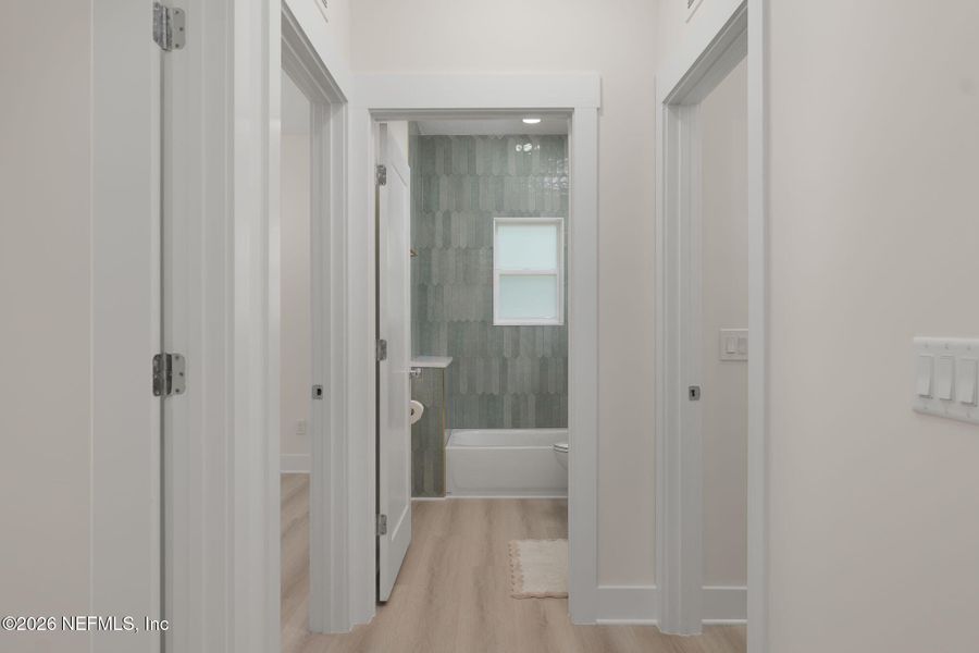 Spacious, unfurnished interior of a new home in , St. Augustine (Image 24).