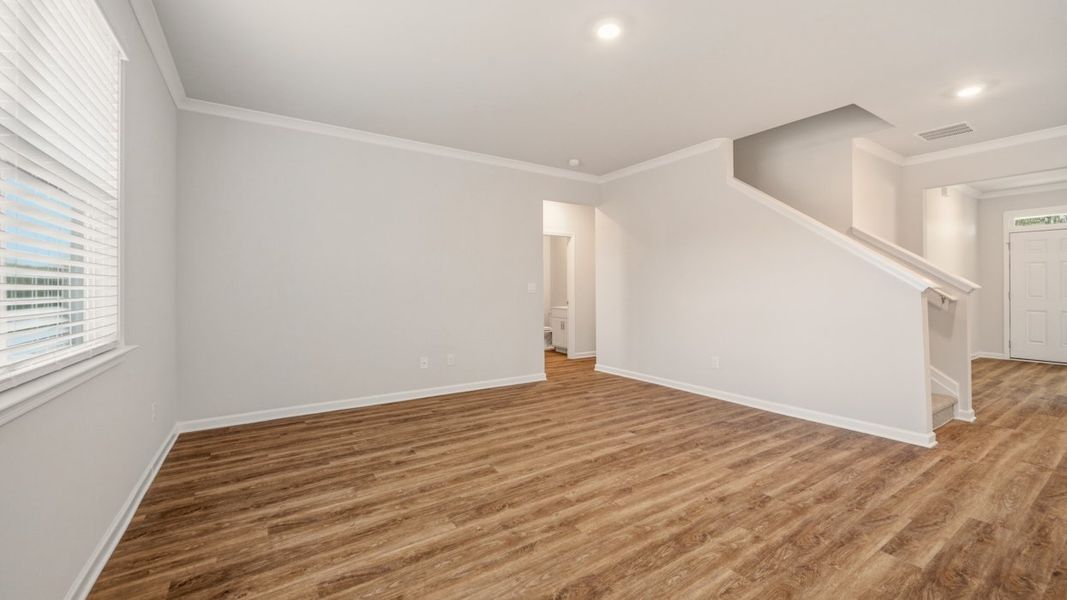 Spacious, unfurnished interior of a new home in Poplar Preserve, Newnan (Image 18).
