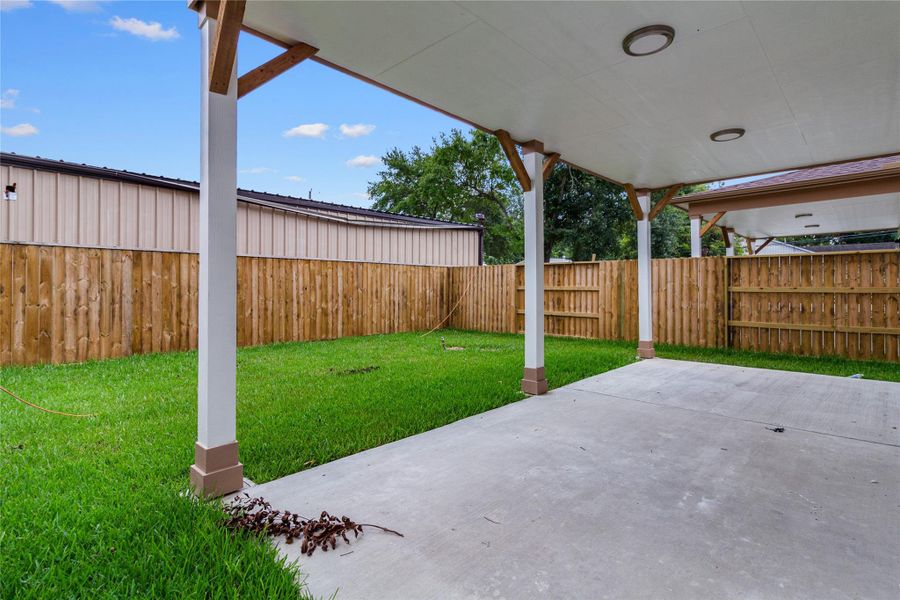 Image 28 of a home in .