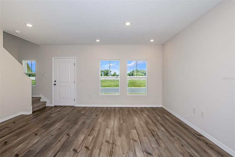Spacious, unfurnished interior of a new home in Pasadena Ridge, Dade City (Image 11). Spacious, unfurnished interior of a new home in Pasadena Ridge, Dade City (Image 11).