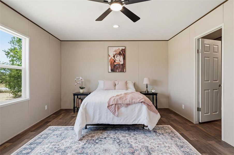 Furnished interior view inside a new home in , Joshua (Image 9).