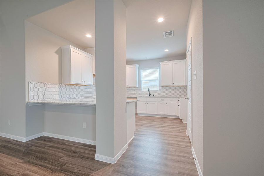 Furnished interior view inside a new home in La Segarra, Brookshire (Image 34).
