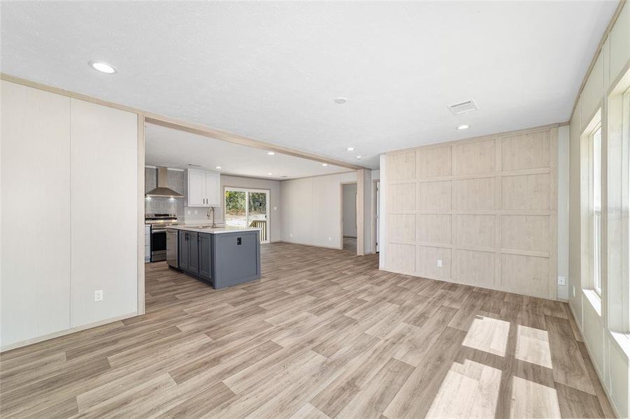 Image 58 of a home in .