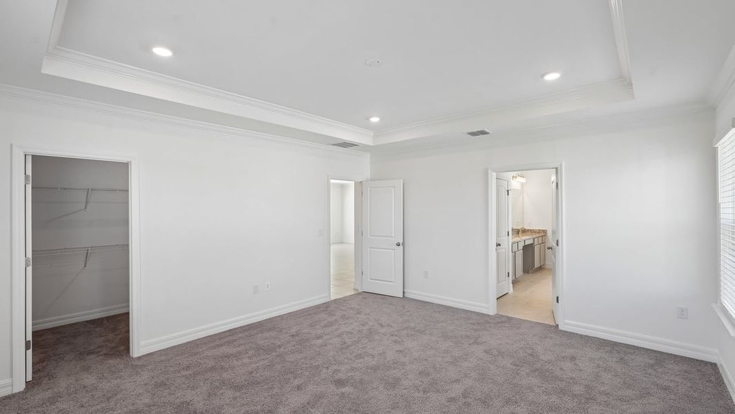Spacious, unfurnished interior of a new home in Heritage Station, Punta Gorda (Image 36).