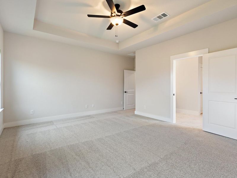 Spacious, unfurnished interior of a new home in Waverly Estates, Josephine (Image 23). Spacious, unfurnished interior of a new home in Waverly Estates, Josephine (Image 23).