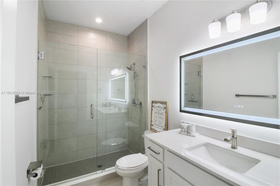 Furnished interior view inside a new home in , Homestead (Image 18).