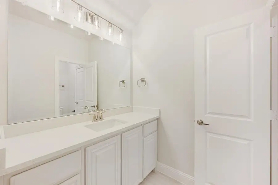Furnished interior view inside a new home in Triple Diamond Ranch, Mansfield (Image 10).