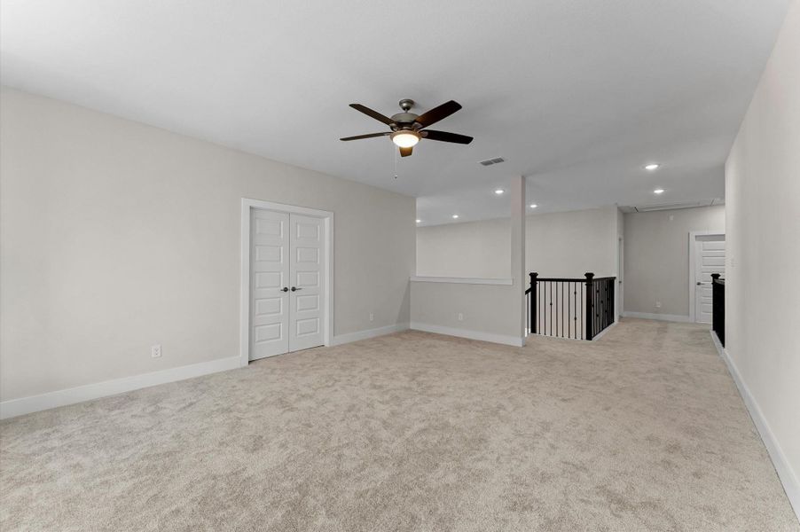 Spacious, unfurnished interior of a new home in Cross Creek Ranch, Fulshear (Image 20).