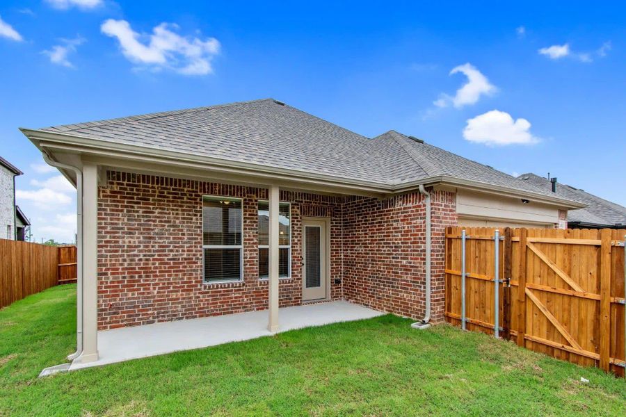 Rear Exterior | Concept 1802 at Redden Farms - Classic Series in Midlothian, TX by Landsea Homes