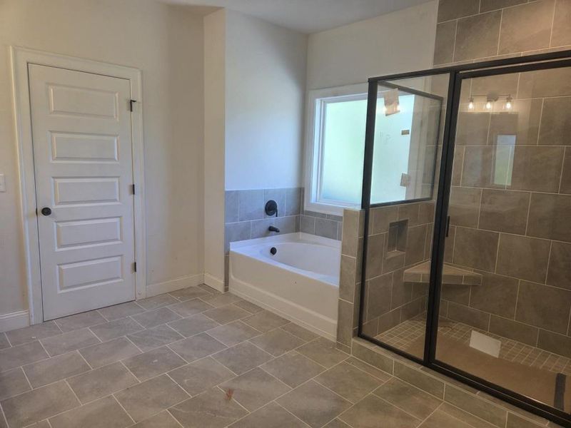 Furnished interior view inside a new home in , Ellenwood (Image 8).