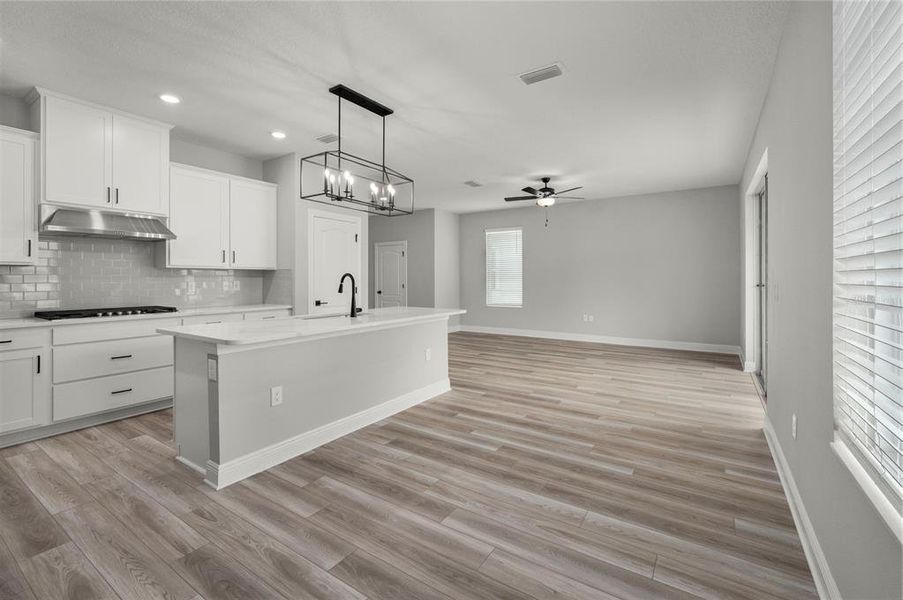 Furnished interior view inside a new home in , Kissimmee (Image 4).